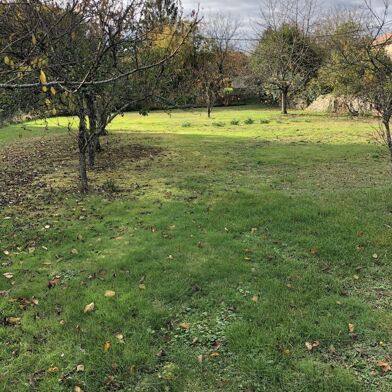 Terrain 846 m²