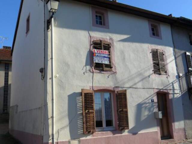 MAISON A RENOVER — photo du bien