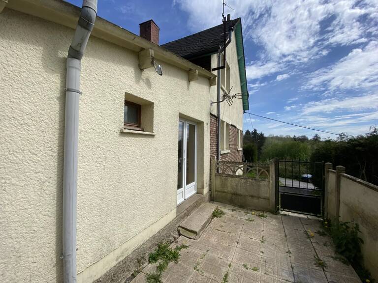 Maison   à vendre  — photo 1