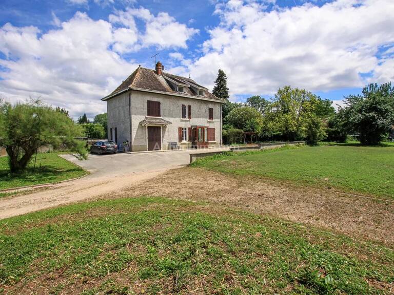Maison 4 chambres, 3900 m² de terrain + piscine — photo 1