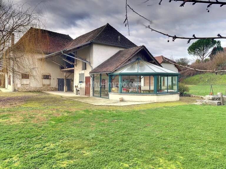 EXCLUSIVITE - ST VICTOR DE MORESTEL — photo 1