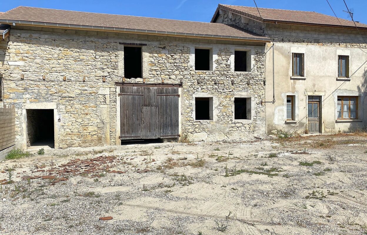 maison 7 pièces 244 m2 à Serrières-de-Briord (01470)