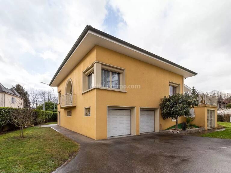 Maison 6 pièces  à vendre 180 m² — photo 1