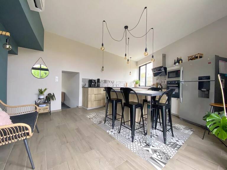 Maison 160 m² - La Bâtie-Montgascon — photo 1