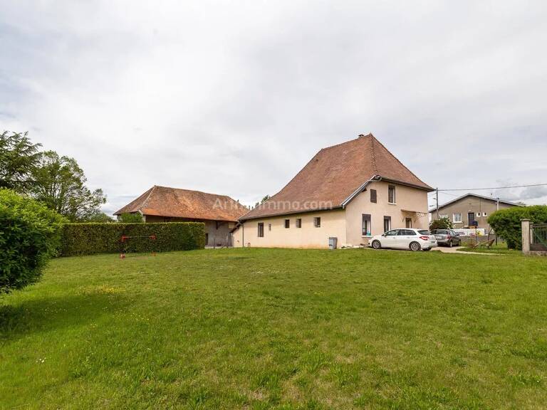 Tènement immobilier libre et loué — photo 1