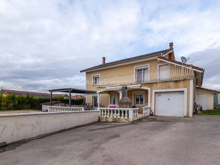 Maison 137 m² avec 5 chambres. — photo 1