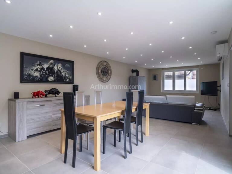 EXCLUSIF - Maison de village - Villebois — photo 1