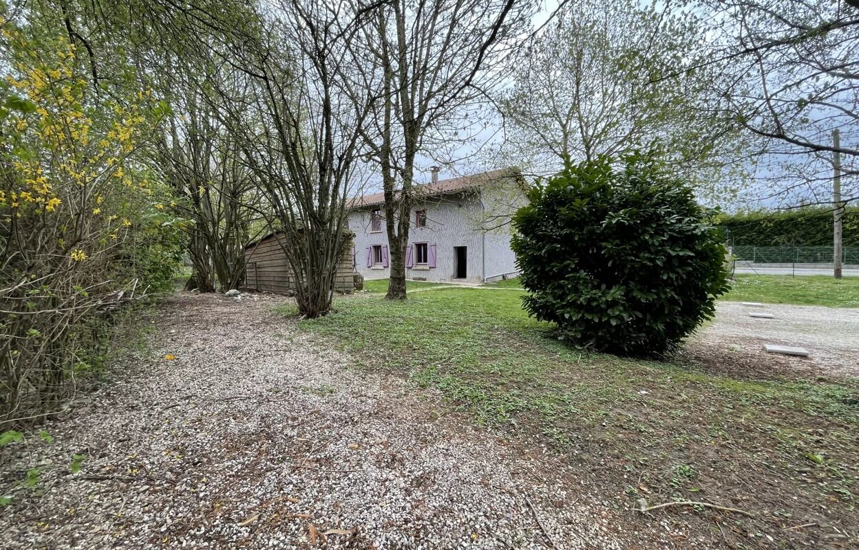 maison 4 pièces 135 m2 à Saint-Sorlin-de-Morestel (38510)