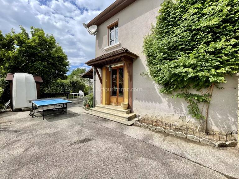 EXCLUSIVITE - ST VICTOR DE MORESTEL — photo 1