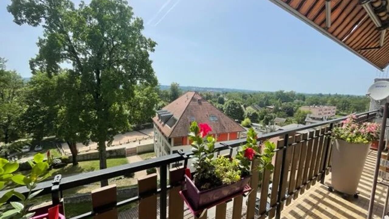 appartement 3 pièces 99 m2 à Saint-Genix-sur-Guiers (73240)