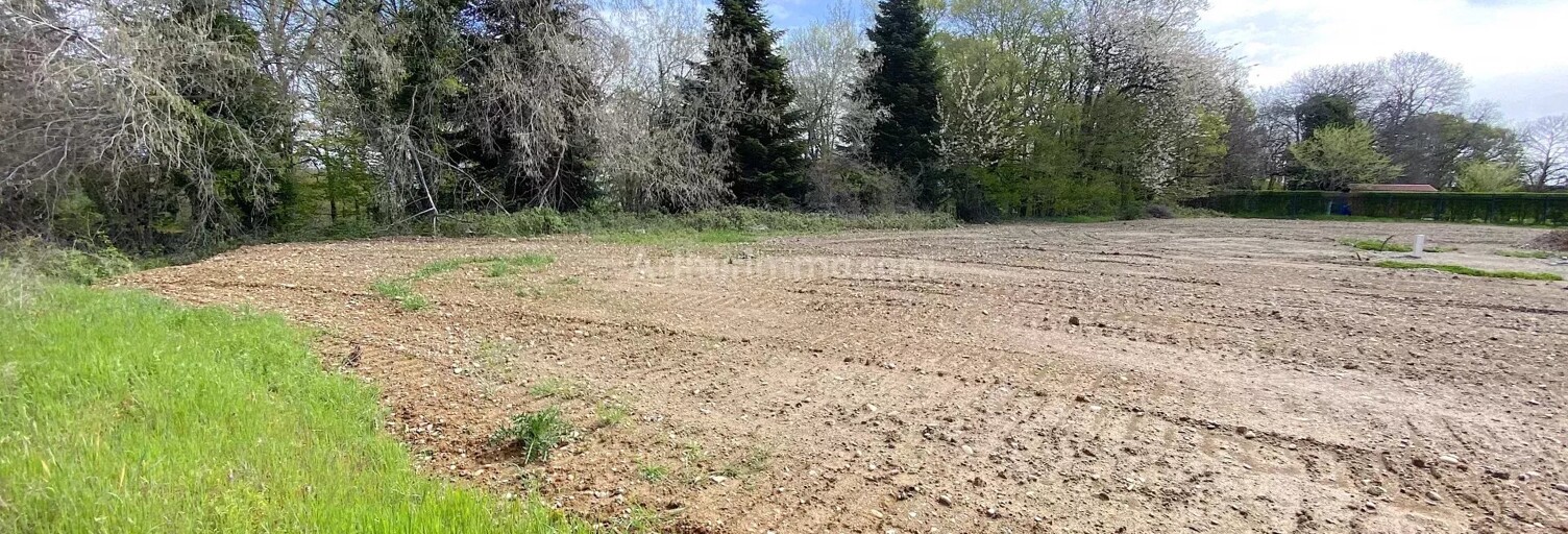 Terrain  587 m² à vendre à Bourgoin-Jallieu (38300)