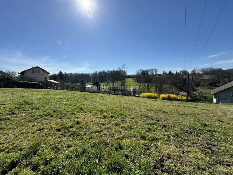 Terrain 1 565 m² - Corbelin — photo 1