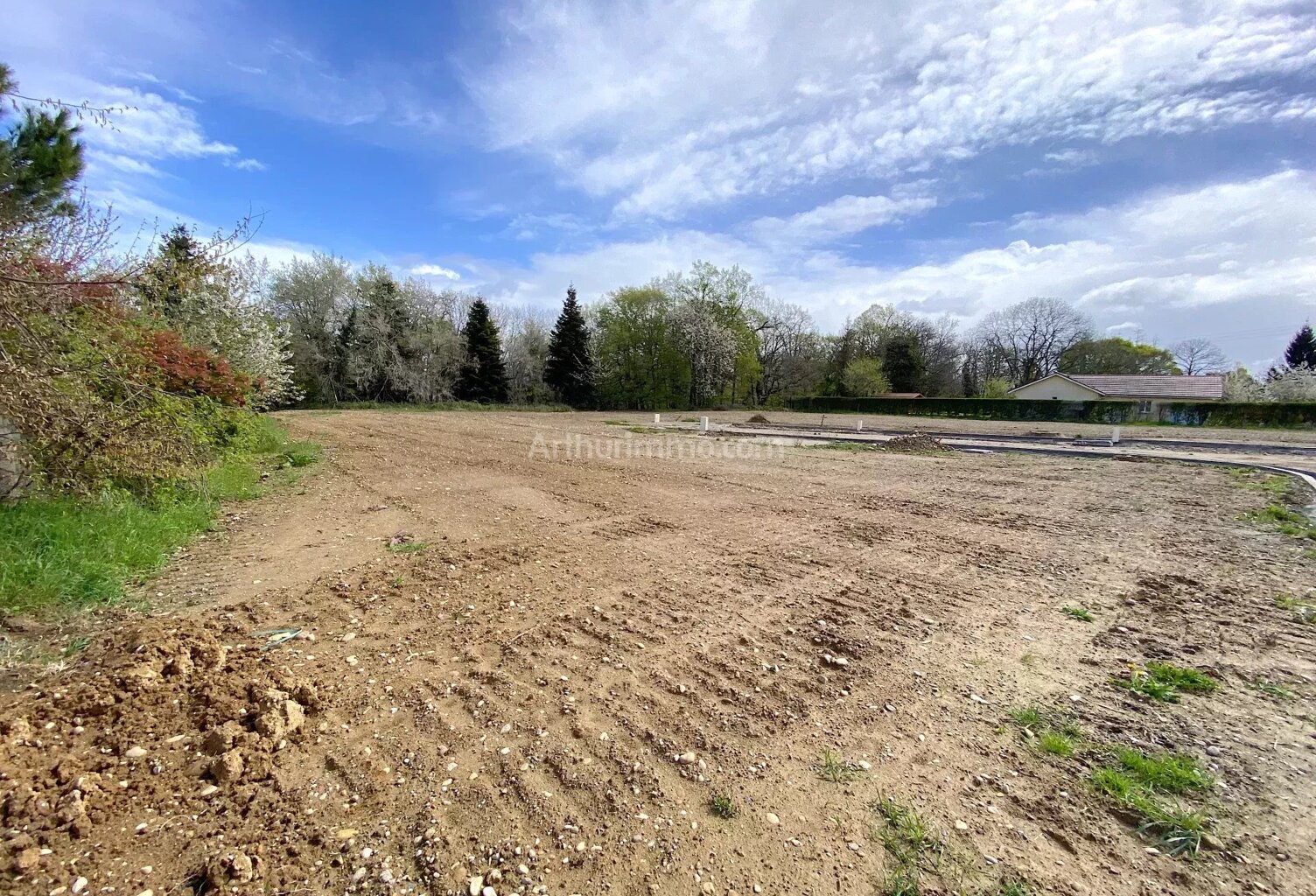 Terrain 520 m² - 10 min LA TOUR-DU-PIN — photo 1