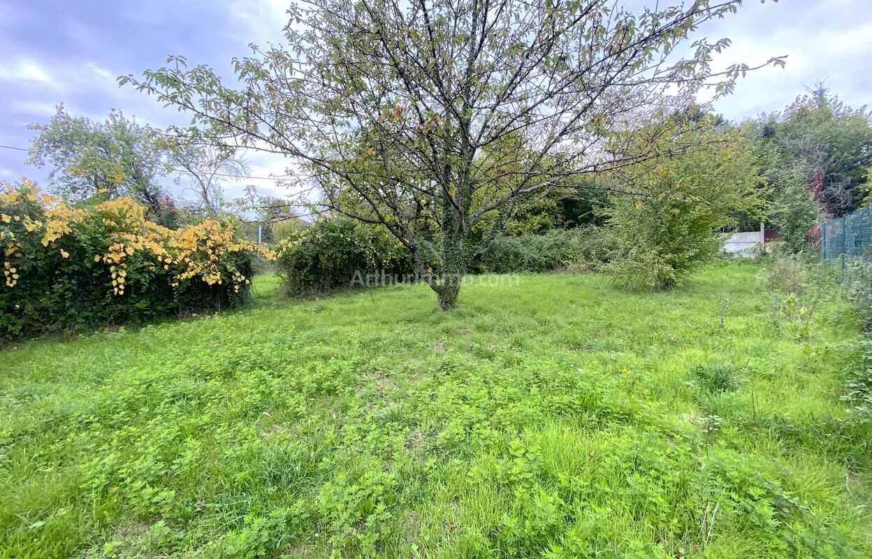 terrain  pièces 630 m2 à vendre à Les Avenières Veyrins-Thuellin (38630)