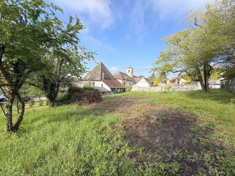 Terrain 630 m² - Les Avenières — photo 1