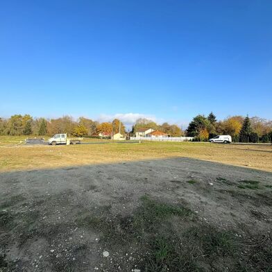 Terrain  93000 €