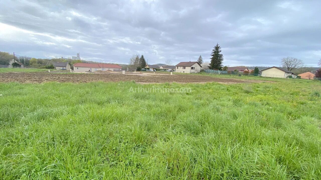 terrain  pièces 580 m2 à vendre à Montalieu-Vercieu (38390)