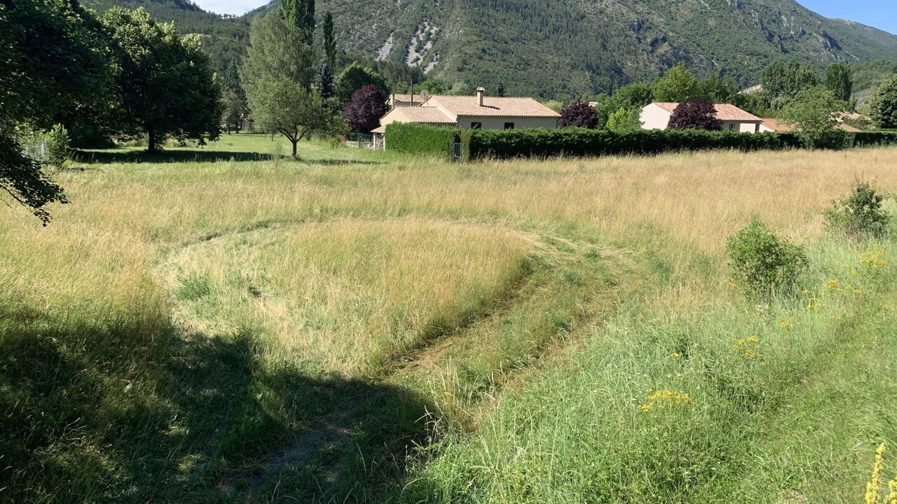 terrain  pièces 2529 m2 à Castellane (04120)