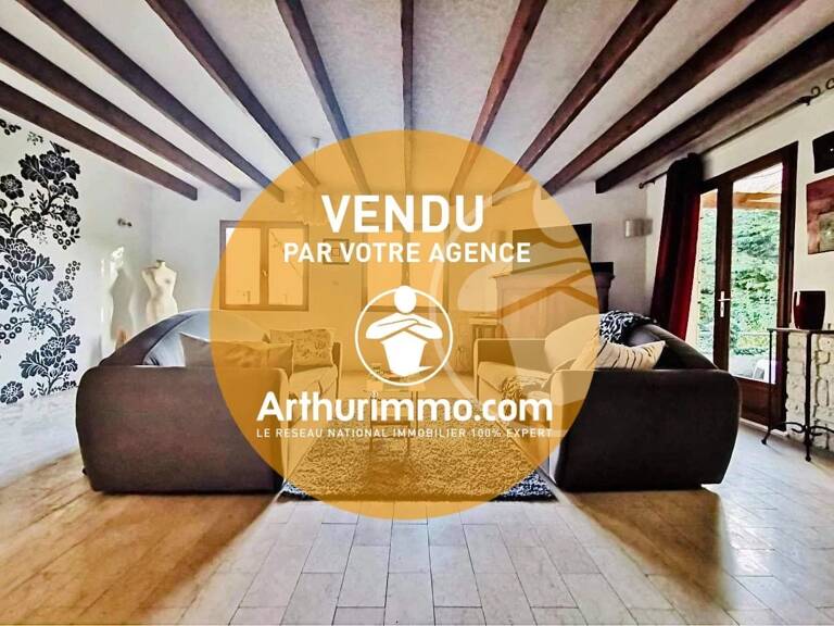 Maison 8 pièces  à vendre  — photo 1