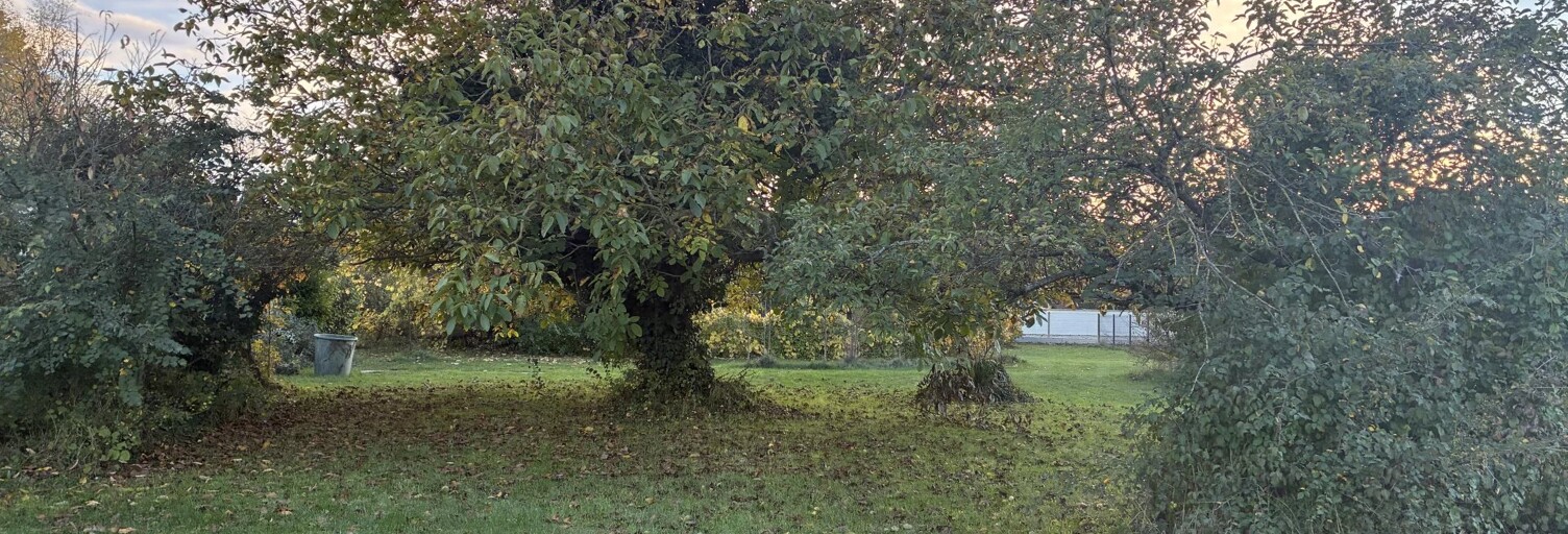 Terrain  1800 m² à vendre à Vallans (79270)