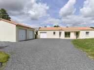 Maison de plain-pied de 110m2 à SAINT SYMPHORIEN — photo 2