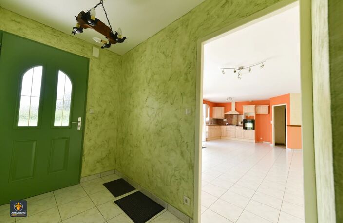 Maison de plain-pied de 110m2 à SAINT SYMPHORIEN — photo 3