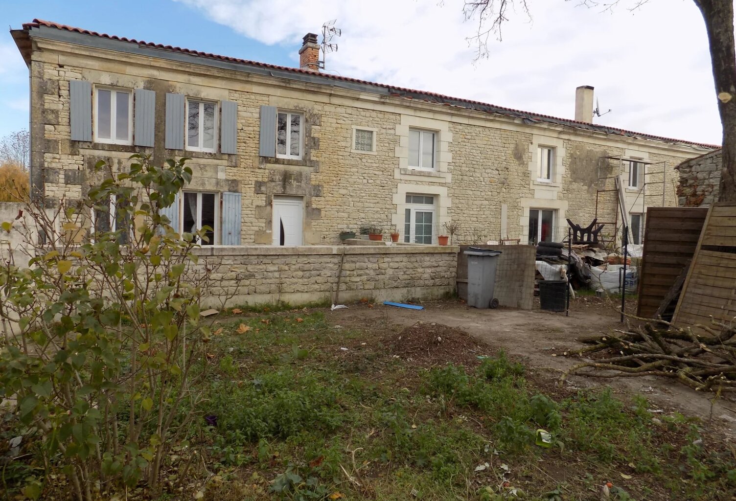 2 maisons de 107m² et 78m² à CRAMCHABAN — photo 1