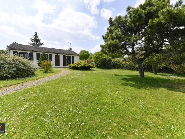 Pavillon 82m² avec piscine à La Rochénard — photo du bien