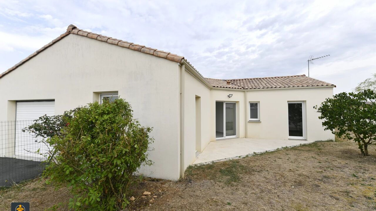 maison 4 pièces 87 m2 à Vouillé (79230)