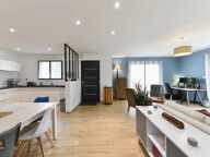 Maison plain-pied 94m² à LA CRECHE — photo 2