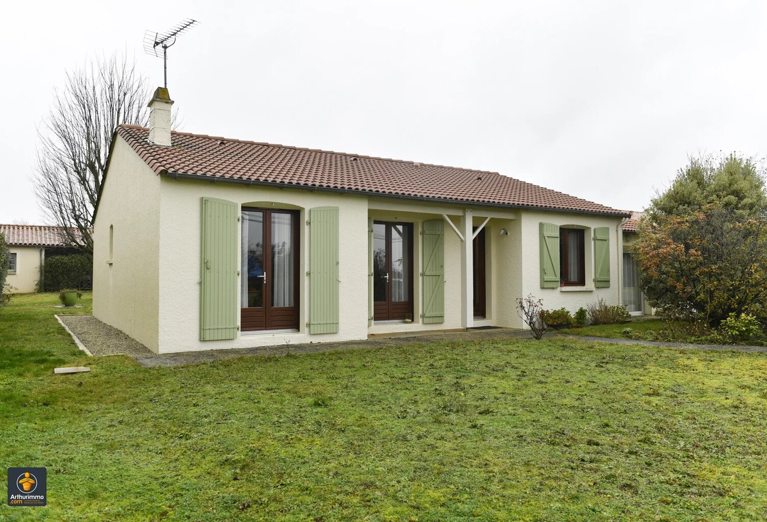 Maison de plain-pied de 112m² à NIORT St Liguaire — photo 1