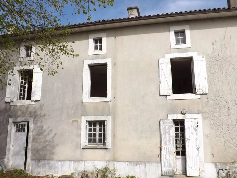 Maison de village 173 m2 à rénover — photo 1