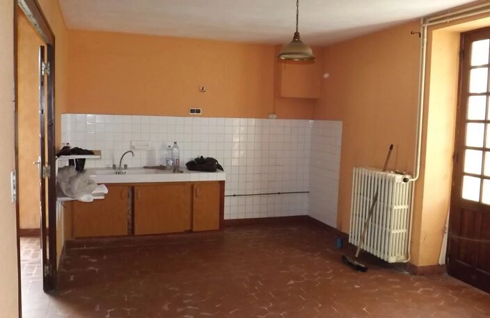 Maison de village 173 m2 à rénover — photo 3