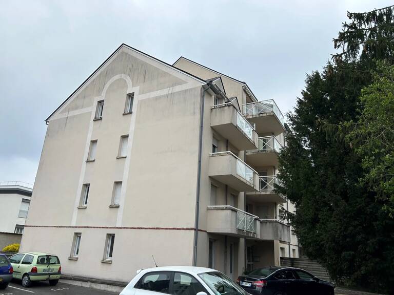 A VENDRE Appartement 1 pièce CHARTRES avec cave et parking — photo 1