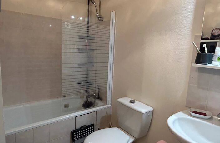 A VENDRE Appartement 1 pièce CHARTRES avec cave et parking — photo 4