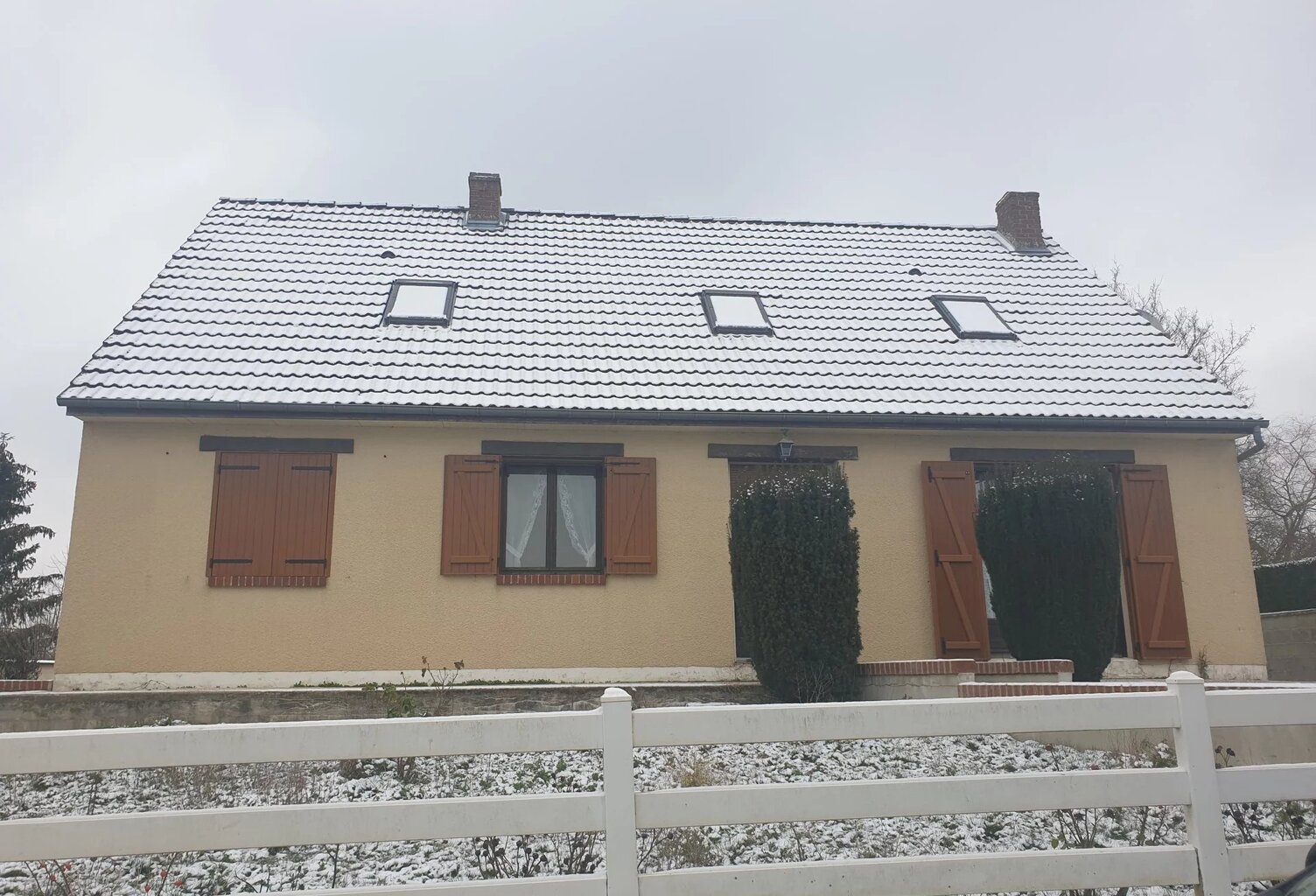 SECTEUR CRECY SUR SERRE BEAU PAVILLON — photo 1