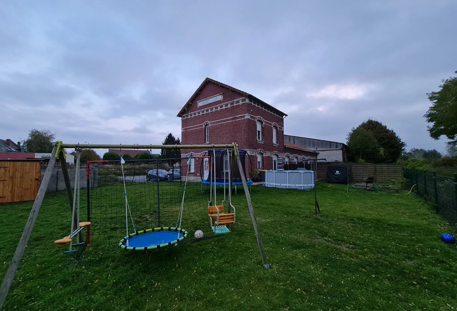 Maison en briques rouges Aulnois sous Laon — photo 1