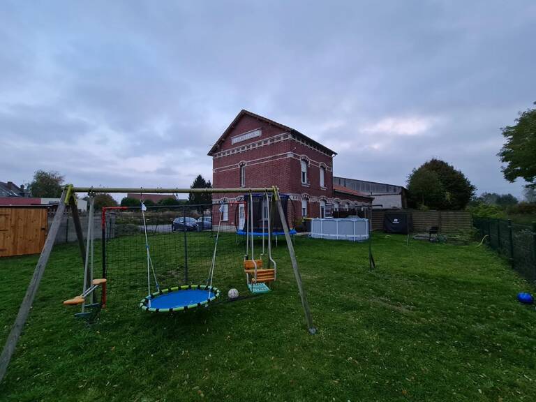 Maison en briques rouges Aulnois sous Laon — photo 1