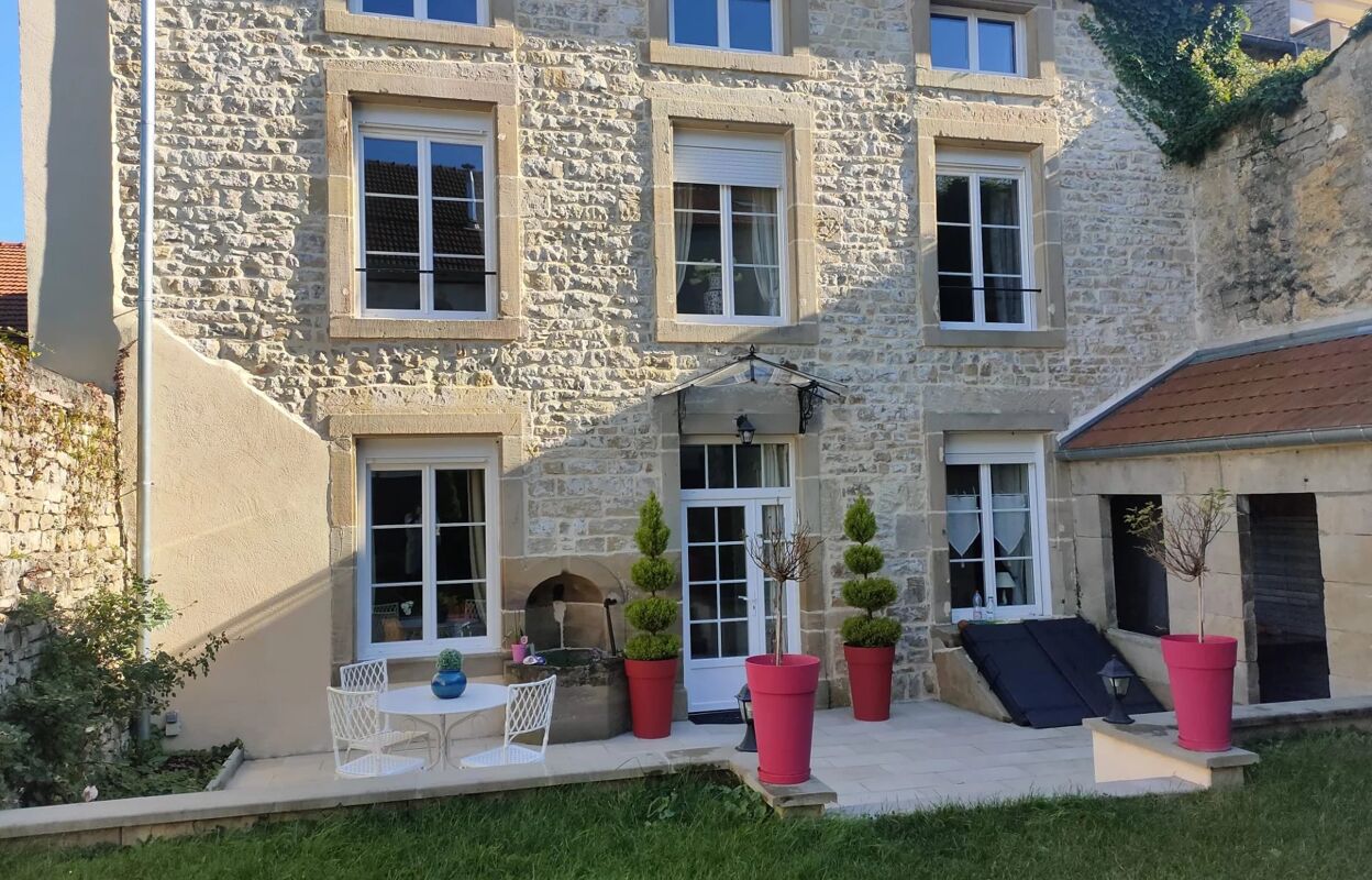 maison 5 pièces 197 m2 à Bourbonne-les-Bains (52400)