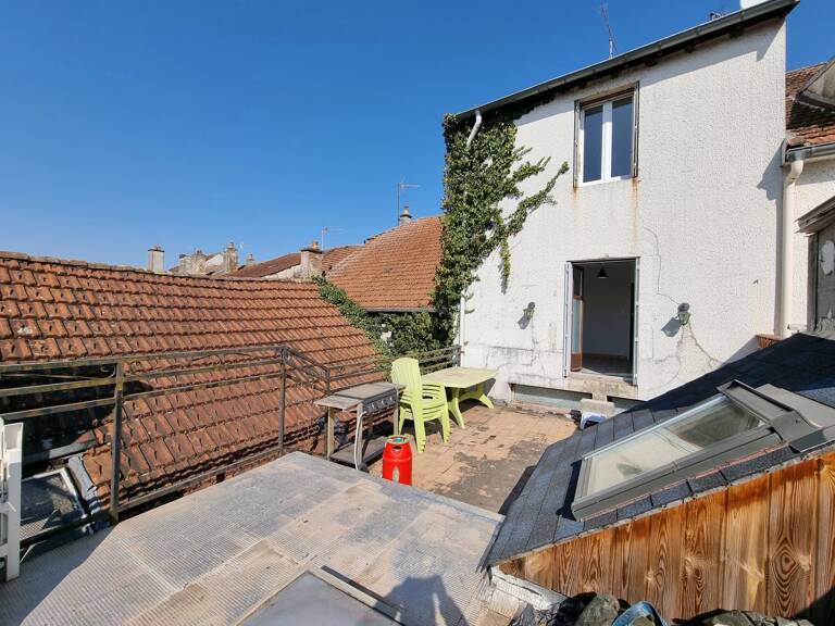 Très joli triplex avec terrasse et garage. — photo 1