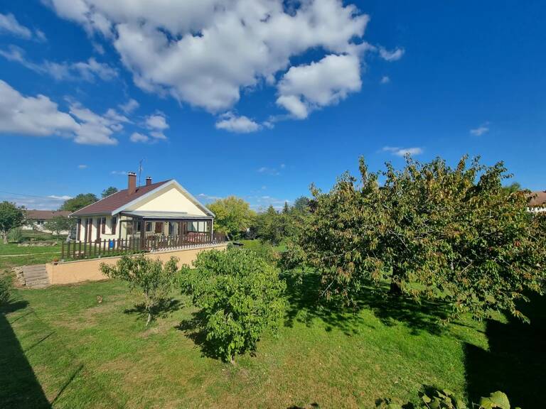 Agréable pavillon sur sous sol sans mitoyenneté. — photo 1