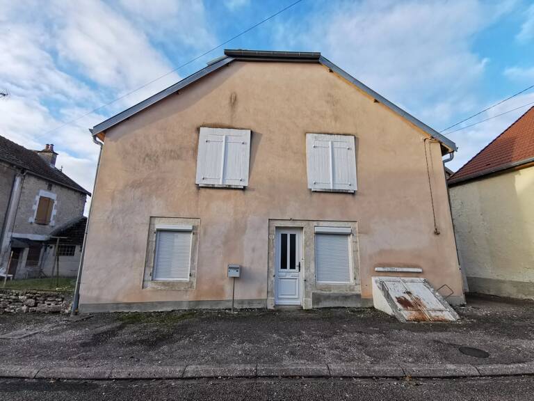 Maison de village — photo 1