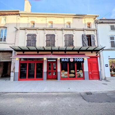 Immeuble  197400 €