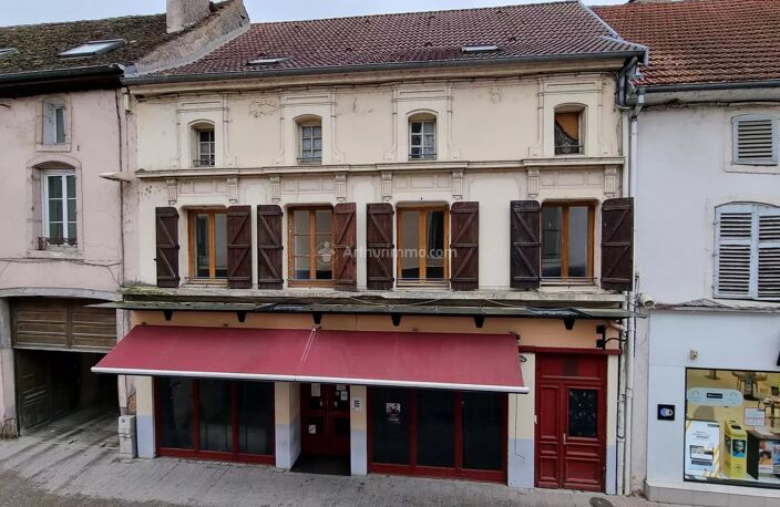 Immeuble avec local commercial — photo 3