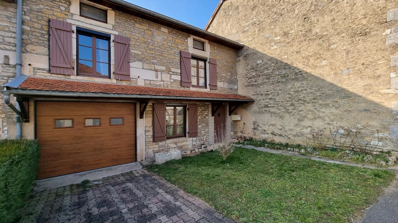 maison 4 pièces 115 m2 à Clinchamp (52700)