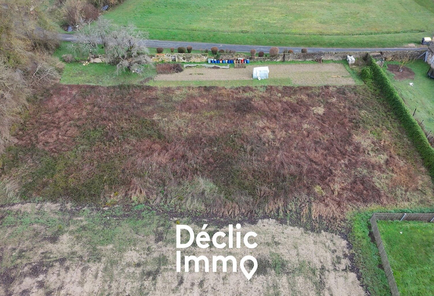 TERRAIN CONSTRUCTIBLE ANNEPONT — photo 1