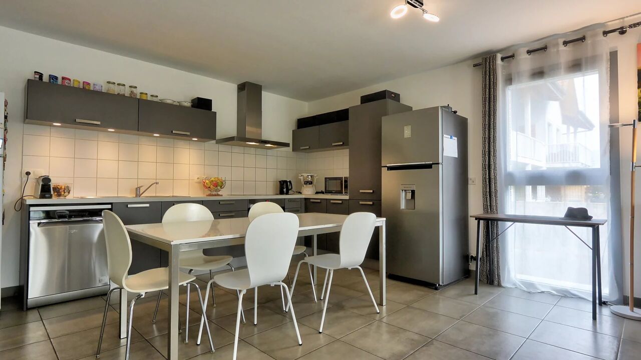 appartement 3 pièces 74 m2 à Reignier-Ésery (74930)