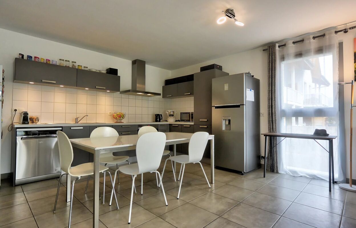 appartement 3 pièces 74 m2 à Reignier-Ésery (74930)