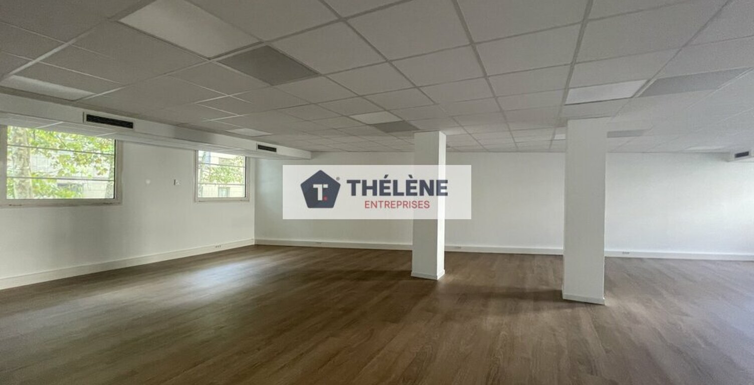 BUREAUX à LOUER — photo 1