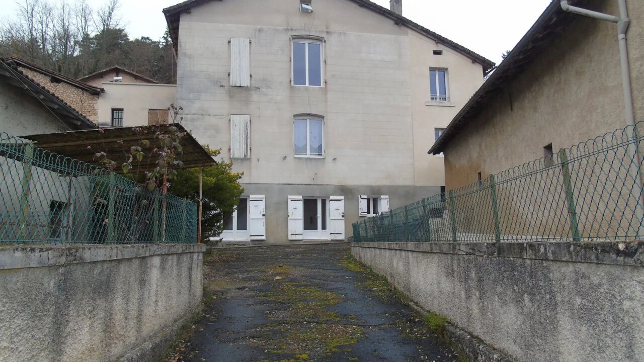 maison 4 pièces 100 m2 à Saint-Aquilin (24110)